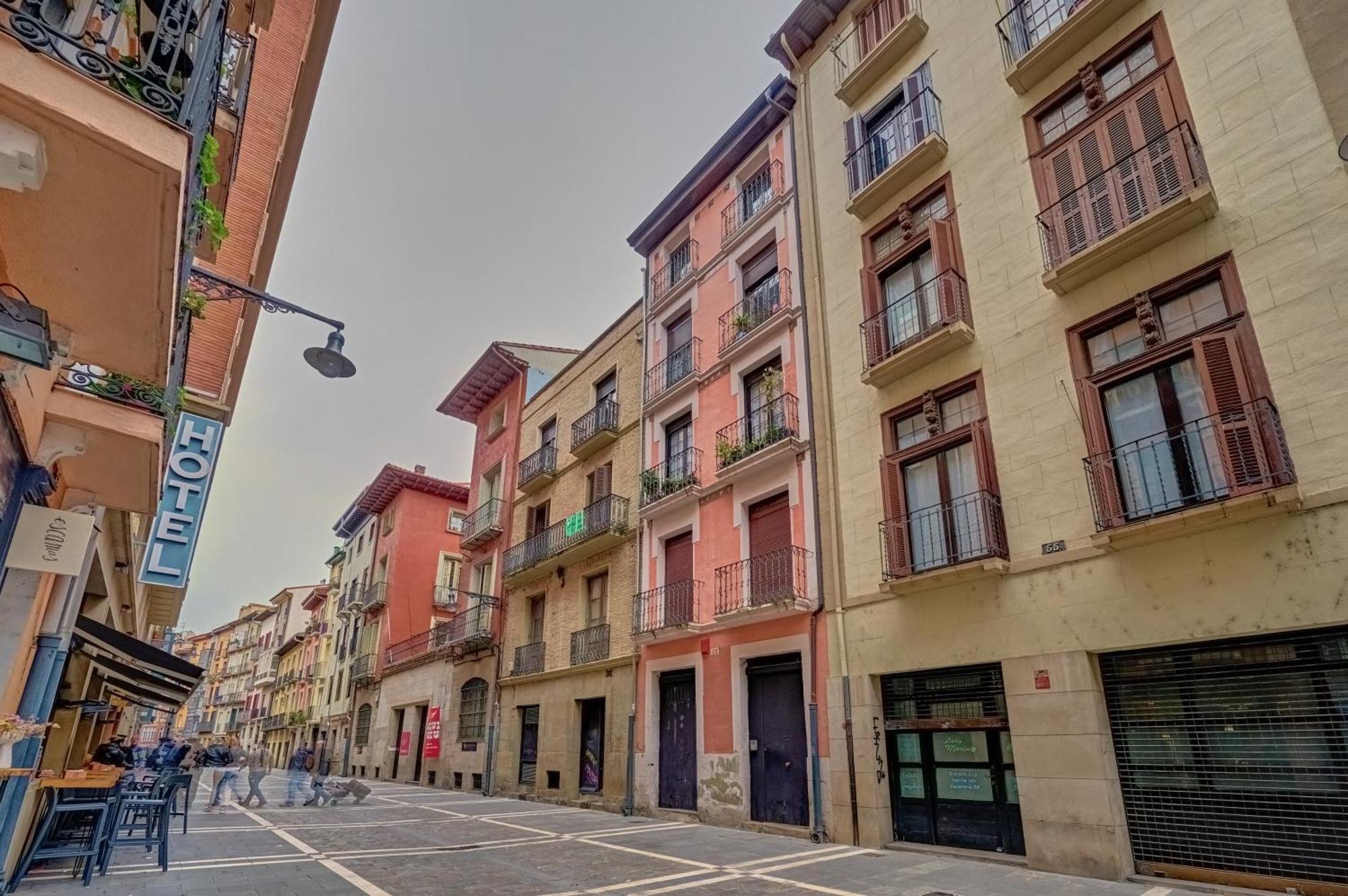 Centro Historico Exterior, Calle Nueva Dos Balcones Pamplona Kültér fotó